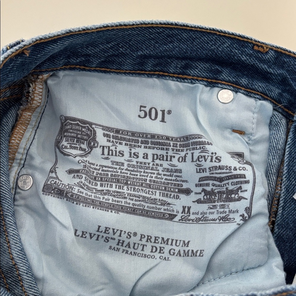 Levi’s 90’s 501 - Picture 12 of 12